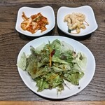 焼肉・韓国料理 KollaBo - 付属のサラダ等
