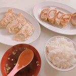 Gyouza Ou - 餃子と小ライスとスープ