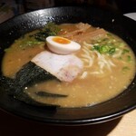 新潟ラーメン 石や嗟 - とんこつ醤油ラーメン　1,000円