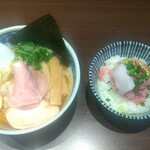 寿製麺よしかわ 坂戸店 - 煮干し白と海鮮丼