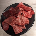 焼肉食べ放題ブラックホール - 