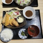 北海道食市場 丸海屋 - ミックスフライ定食
