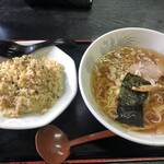 いろり亭 - 正油ラーメンとチャーハン