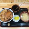 ぶた丼のとん田