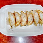 Bami Yan - 餃子(6コ)　285→142円