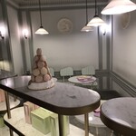 Laduree Salon de the - 