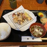 Sushi Ooze - たこカラアゲ定食