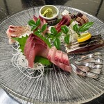 五松屋 - 刺し盛り最高