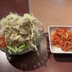 焼肉べこまる - サラダ キムチ