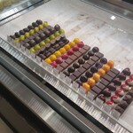 シャンドワゾー - 夫へのお土産を選びます