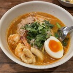 パパイヤ タイ食堂 - 