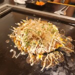 Okonomiyaki Tami - お好み焼き完成～