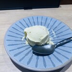 炭火焼 鰻のうな輝 - アイスクリーム