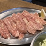 Taishuu Yakiniku Izakaya Toriton - 上物 鶏せせり焼き 500円×2