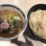 アンダーグラウンド ラーメン 頑者 - 