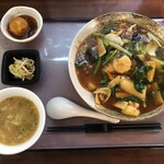 中華工房おかげさま - 中華どんぶり定食