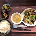 中華工房おかげさま - 回鍋肉定食