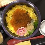 寿司･海鮮 つるや - いくら丼