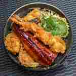 角上魚類 - 鰻・天ぷら合盛り丼780円