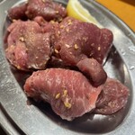 Oosaka Yakiniku Horumon Futago - 