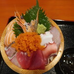 Itoshima Kaisen Shokudou Sorari - 海鮮丼
