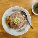 中華 麺琢 - チャーシュー炒飯。バードビュー