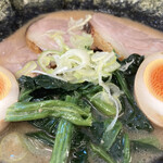 横浜ラーメン　味王 - 