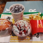 McDonalds - ザク切りポテト＆ビーフ クリーミーハラペーニョセットとホワイトチョコストロベリーフラッペ
                        