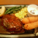 グリルトシ - ハンバーグとエビフライ