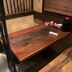 Hidariya - 4人テーブル席