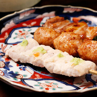 We purchase ``Kaiji Shamo'' and ``Okukuji Shamo'' whole chickens. Enjoy rare parts