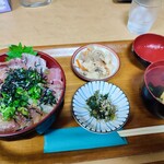 Machibito - 刺身丼（800円）