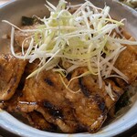 215314593 - 三河豚極上ロース丼