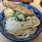 梅田 釜たけうどん - 