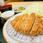 Tonkatsu Ise - 上ロースカツ定食　特製大根おろし