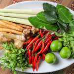 JASMINE THAI - タイの食材を並べた集合写真