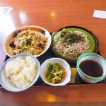 山田うどん食堂 - 2023年8月24日(木) 山田うどん食堂 さん  6種野菜の野菜炒め定食Aセット 1,040円