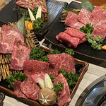個室韓国焼肉 萬和苑 - 和牛5種盛り合わせ　¥2,780
            ハラミ　¥1,180
            和牛上ロース　¥1,780
            和牛上カルビ　¥1,780