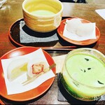菓舗 カズナカシマ - お茶セット