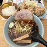 拉麺 鷹の爪 - 醤油ラーメン唐揚げセット