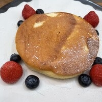 ザ タヴァン グリル＆ラウンジ - 