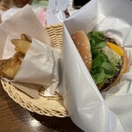 FRESHNESS BURGER - 