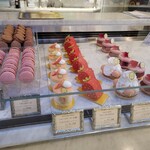 Laduree Salon de the - 