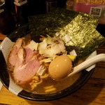 すごい煮干ラーメン凪 新宿ゴールデン街店本館