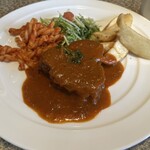 CUCINA Pulcino - ポークの黒オリーブ煮