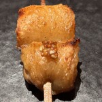 炭焼 おかげさん - 高坂鶏皮付せせり