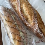 ラ ブティック ドゥ ジョエル・ロブション 恵比寿ガーデンプレイス店 - バゲットドゥミ（右）ピスタチオミルクフランス（左）