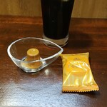 キッチン ブルー グローブ - アフターのコーヒー