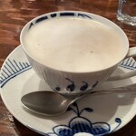 ミンガスコーヒー - ミルクティー