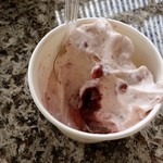 うさぎや - 中に餡入りのソフト